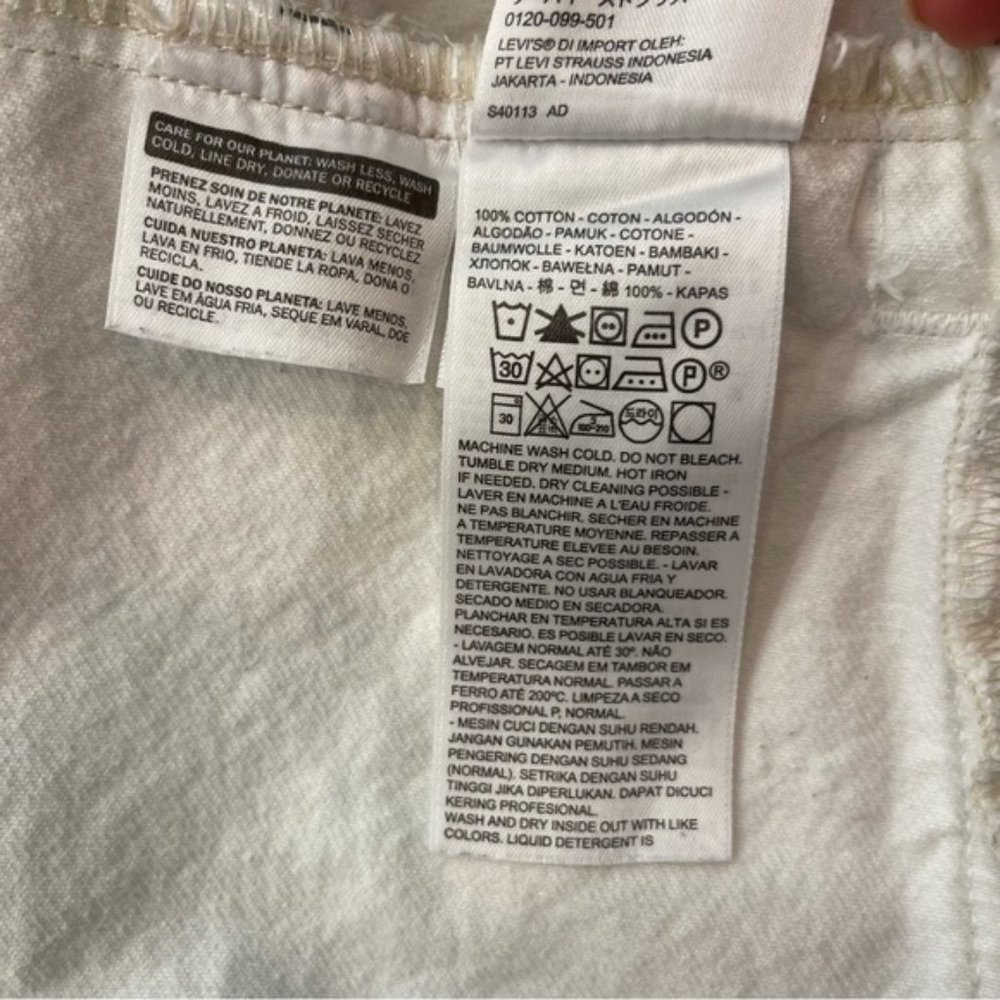 Levi's Men's White Out Trucker Jean Jacket Size Medium Cotton Long Sleeve - Picture 4 of 6